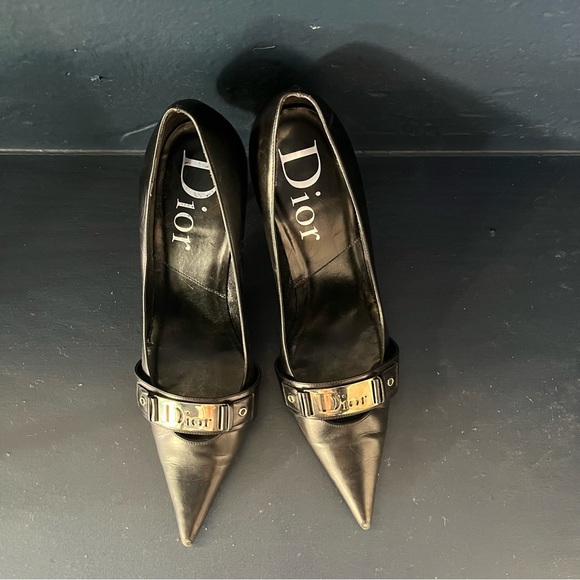 ❤️🔥 SOLD ❤️🔥 Sexy Dior Pumps ⛓🖤 - Picture 8 of 8